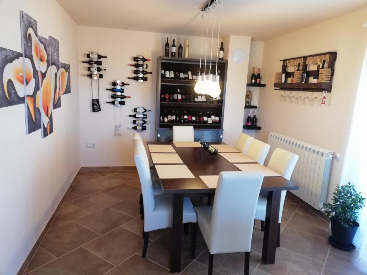 Apartman Nikola Ladrovici Zewnętrze zdjęcie