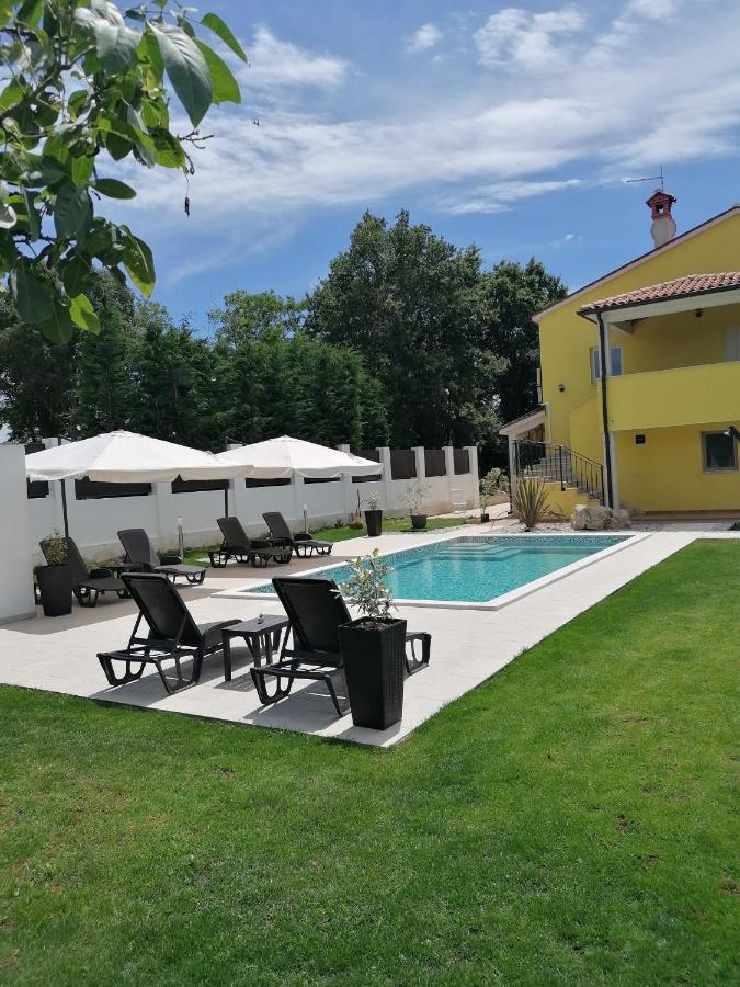 Apartman Nikola Ladrovici Zewnętrze zdjęcie